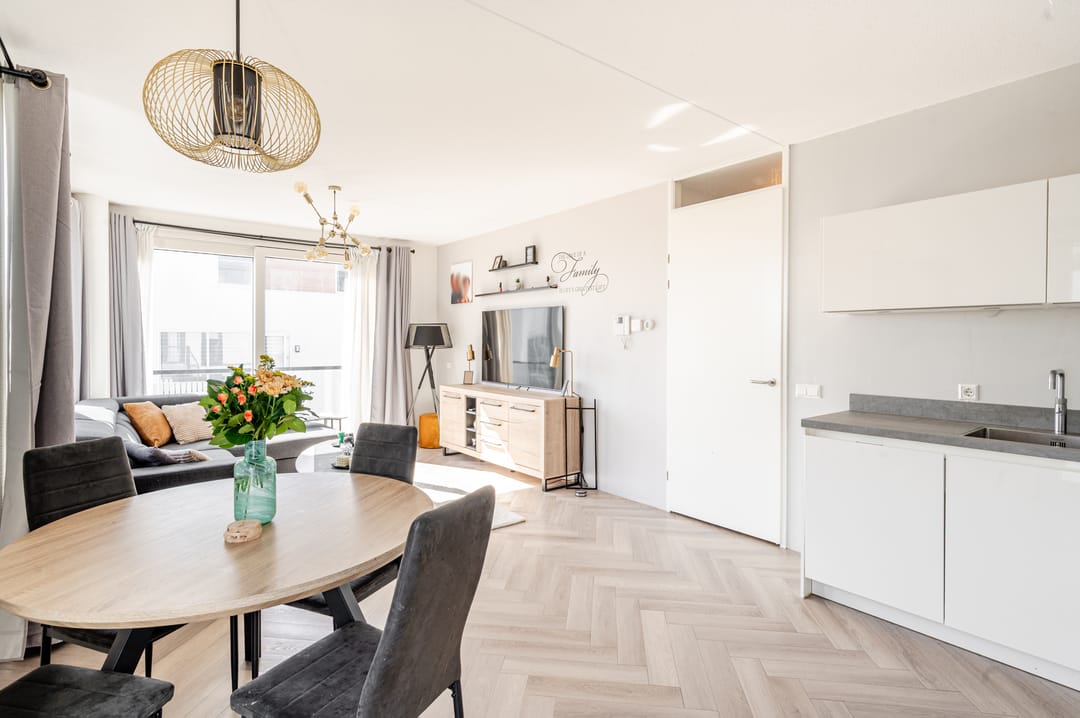 Photo 7 of Olivier van Noortstraat 24-L