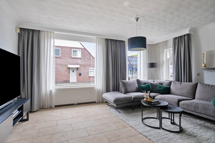 Foto 8 van Reggestraat 2