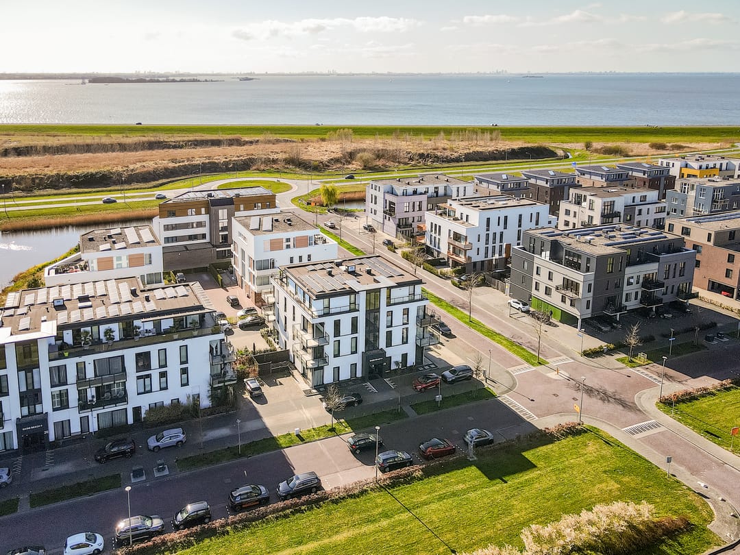 Photo 31 of Olivier van Noortstraat 24-L