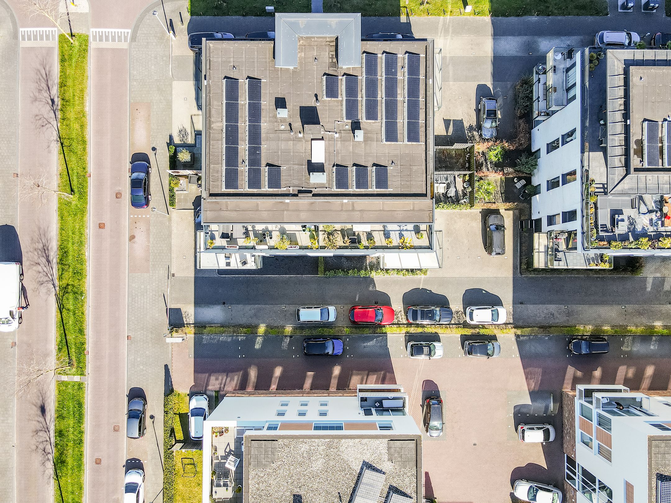 Photo 33 of Olivier van Noortstraat 24-L