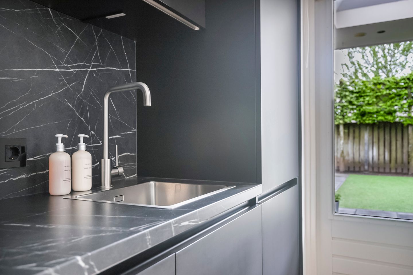 Foto 14 van Reggestraat 2