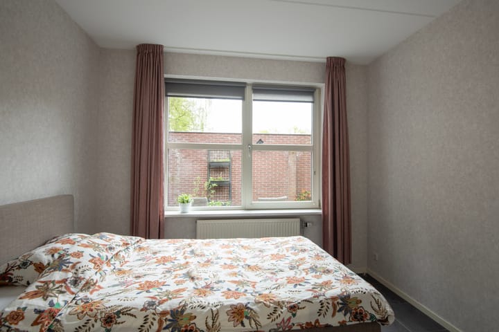 Foto 10 van Tromplaan 2-A