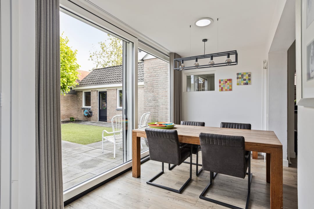 Foto 13 van Spechtstraat 4