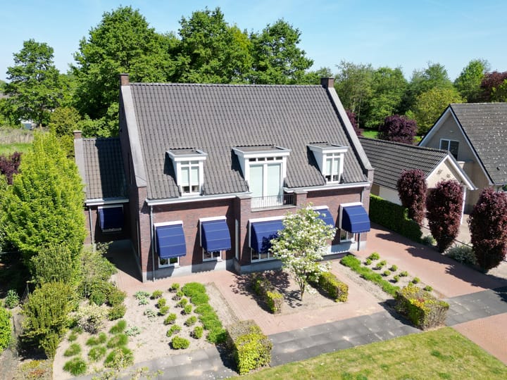 Foto 52 van Spoorweglaan 14