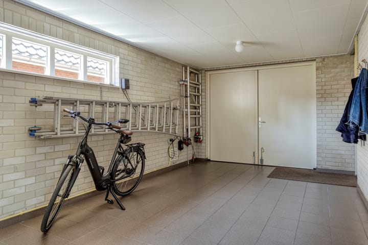 Foto 45 van Dalwagenseweg 140