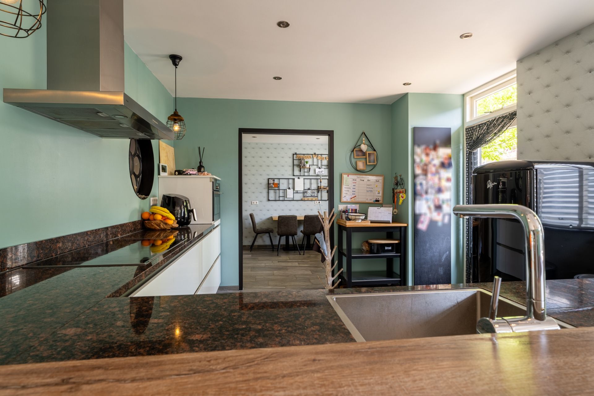 Photo 12 of Aalscholverstraat 15