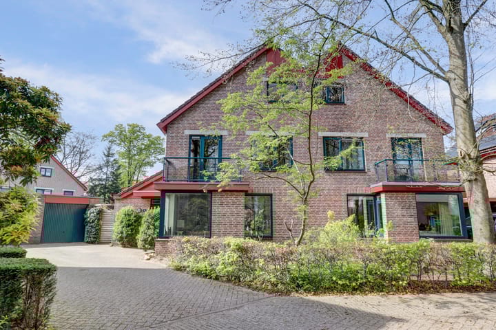 Photo 1 of Harriët Freezerlaan 44