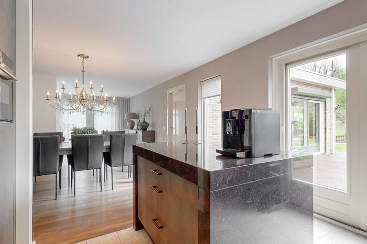 Foto 15 van Slotlaan 11