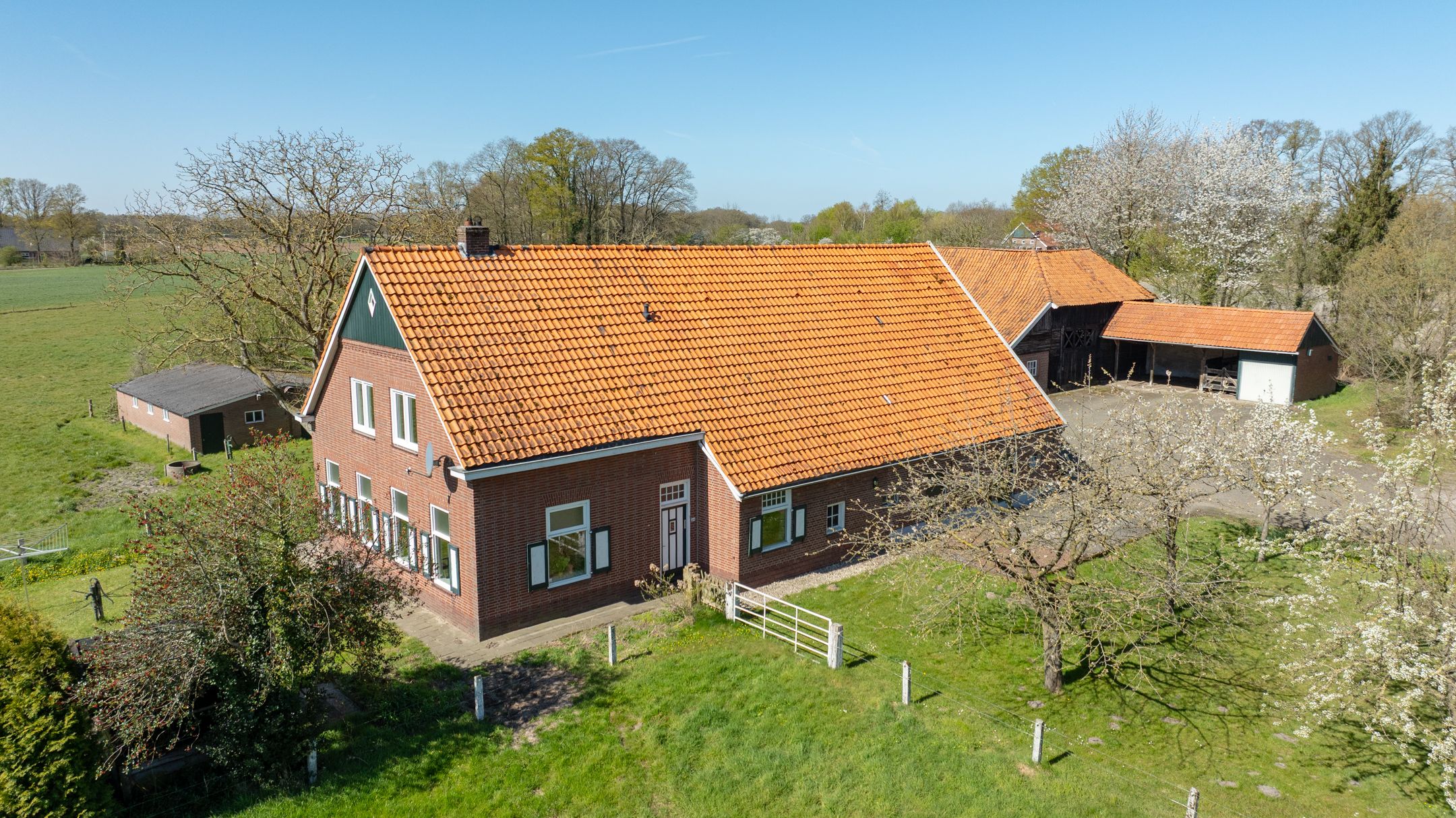 Photo 3 of Meddoseweg 24