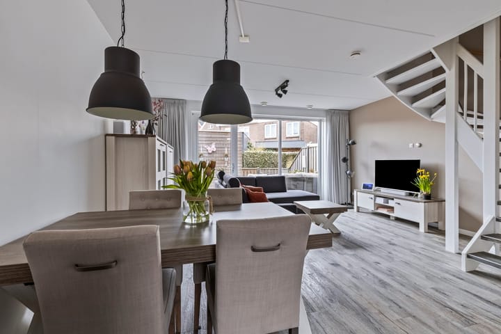 Photo 10 of Breedweer 4-D