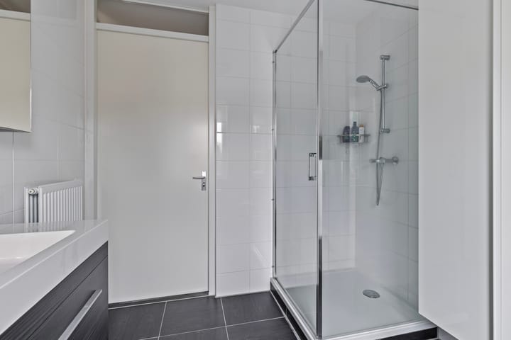 Photo 16 of Breedweer 4-D