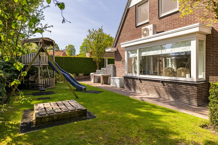 Foto 10 van Hertlaan 16