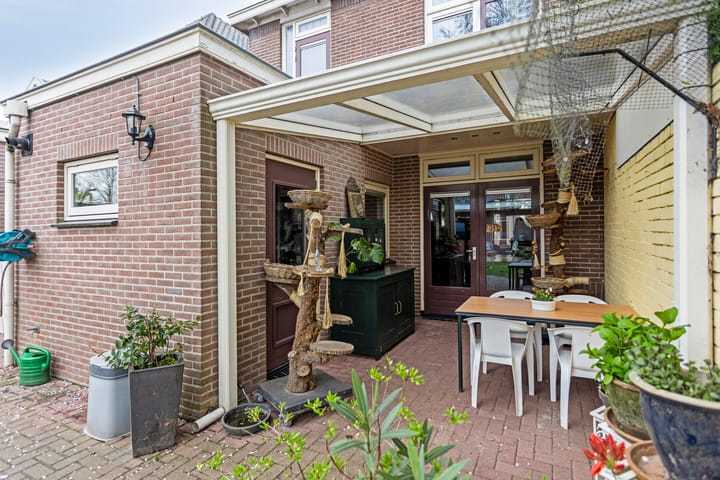 Foto 23 van Rozenstraat 64