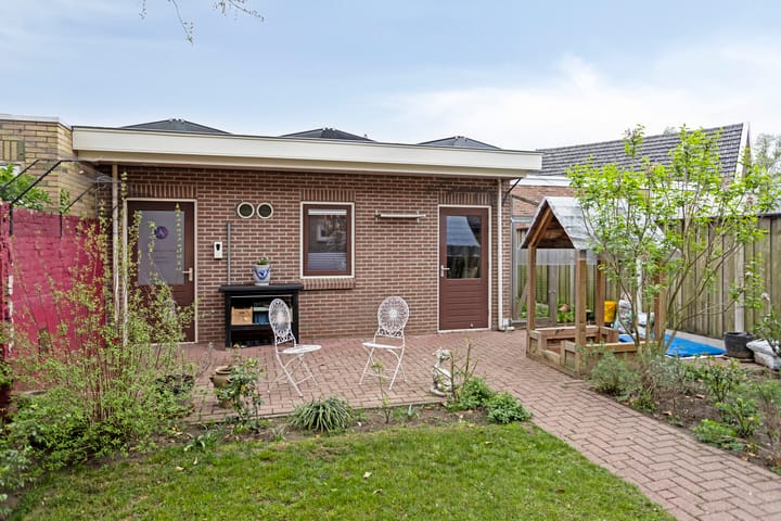 Foto 25 van Rozenstraat 64