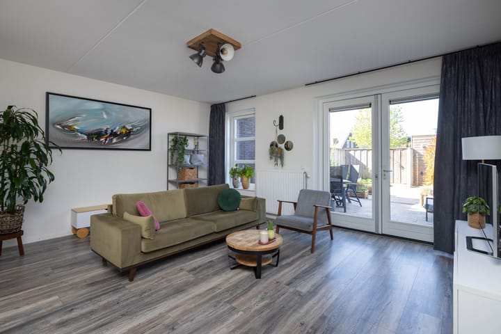 Foto 4 van Rozenbottel 11