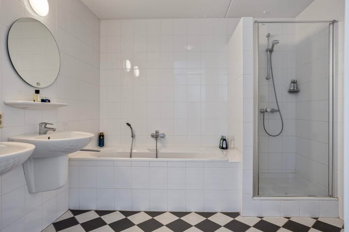 Foto 34 van Charlotte van Bourbonhof 13