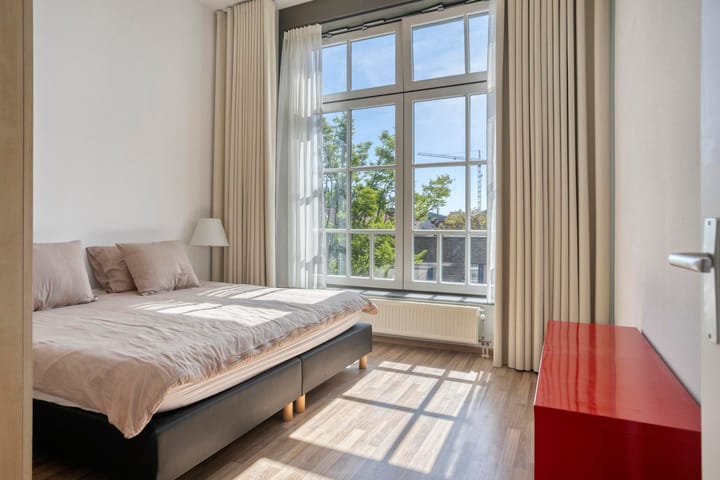 Foto 31 van Charlotte van Bourbonhof 13