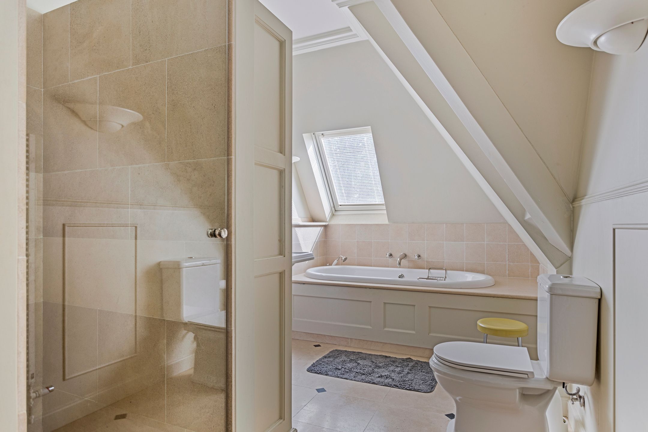 Photo 27 of Westronde 21