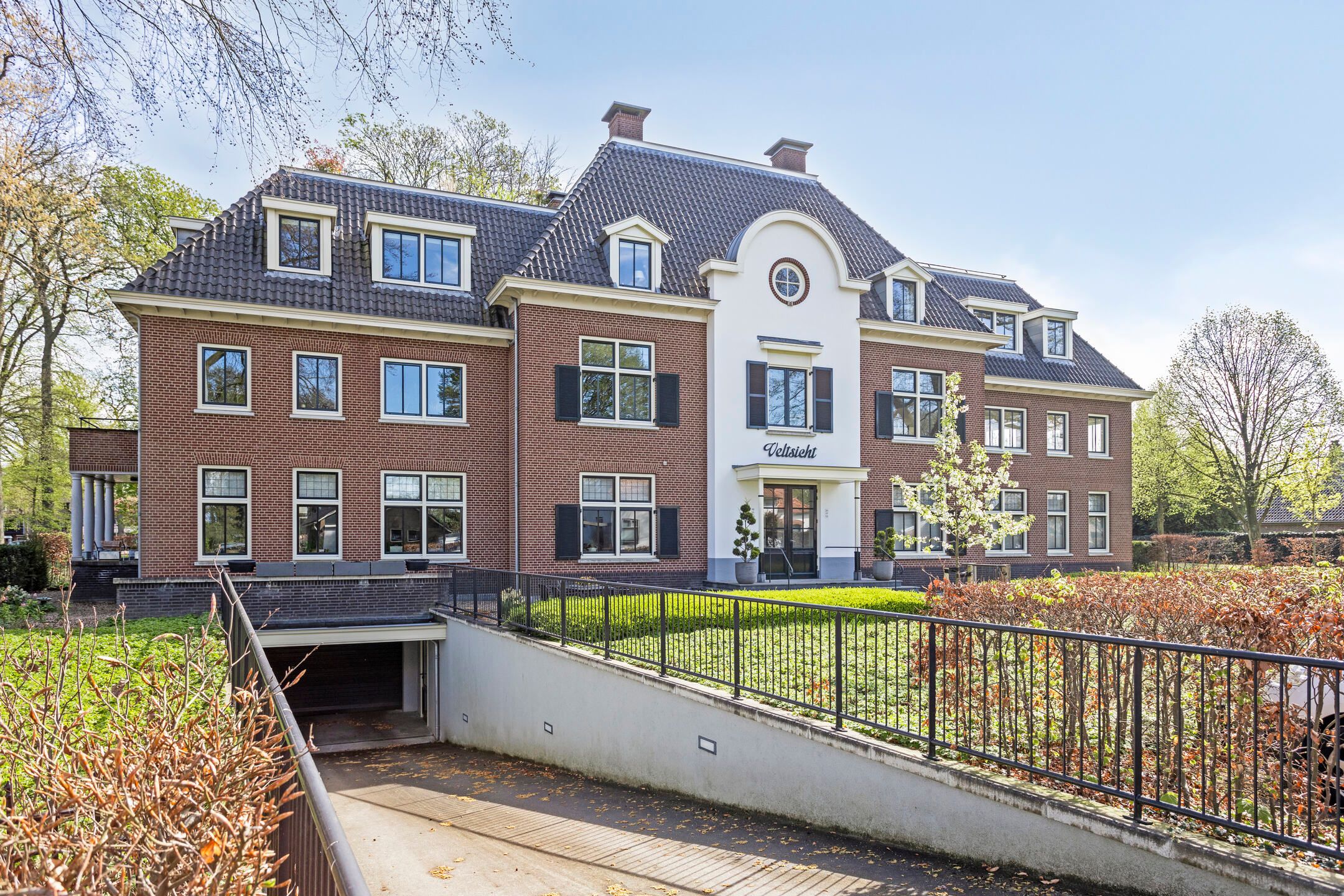 Photo 45 of Westronde 21