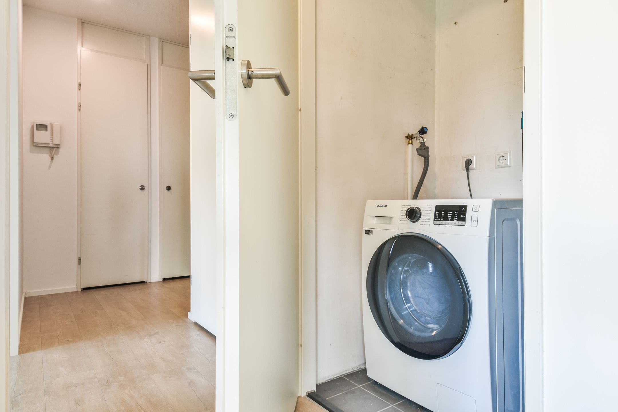 Photo 24 of Royaards van den Hamkade 249