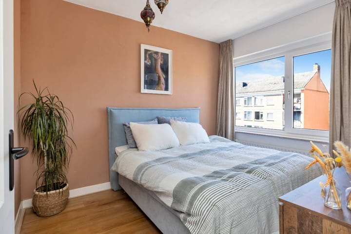 Foto 3 van Van Mourik Broekmanstraat 20-3