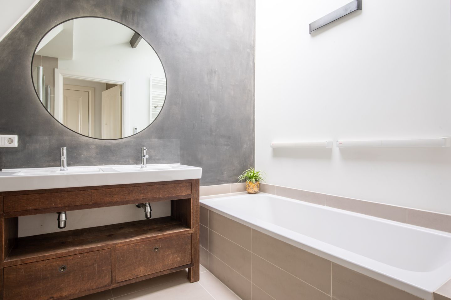 Foto 34 van Oostermeerweg 13