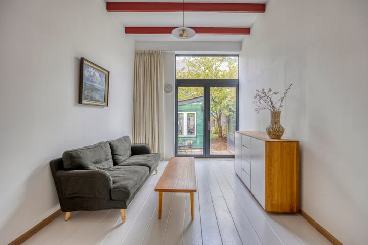 Photo 14 of Czaar Peterstraat 30