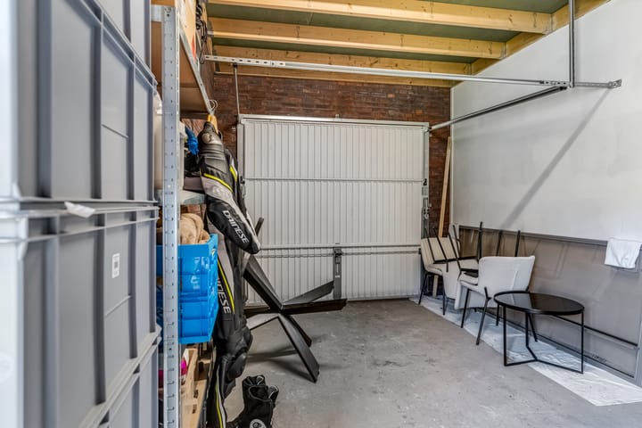 Photo 39 of Heinrich Böllstraat 38