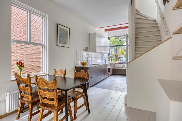 Photo 11 of Czaar Peterstraat 30