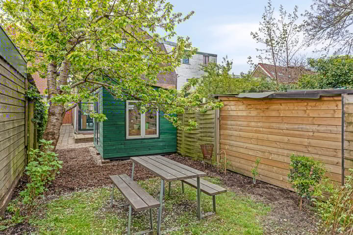 Photo 17 of Czaar Peterstraat 30