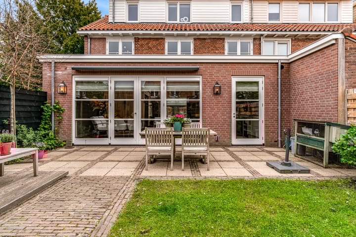 Foto 39 van Carel Fabritiuslaan 57