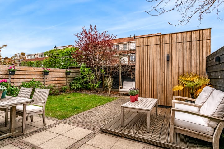 Foto 42 van Carel Fabritiuslaan 57