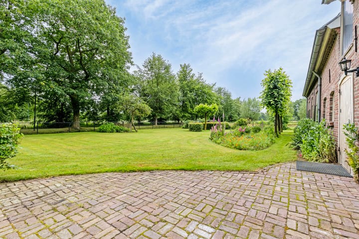 Foto 56 van Lagevoortseweg 8