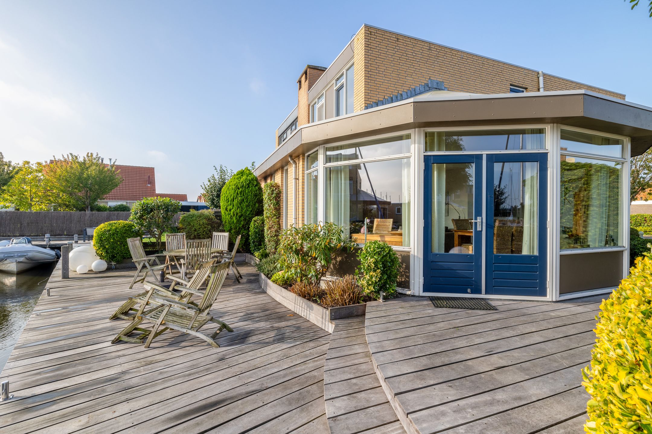 Photo 3 of Leeuwerik 13