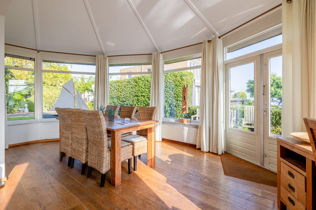 Photo 11 of Leeuwerik 13