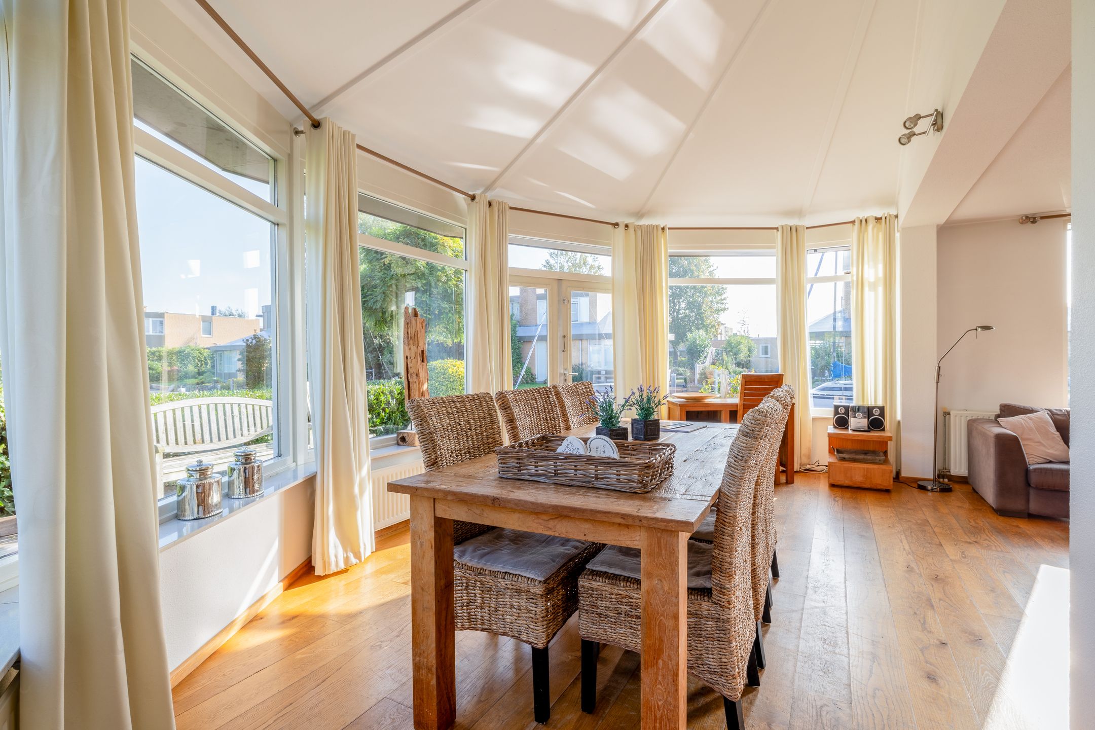 Photo 12 of Leeuwerik 13