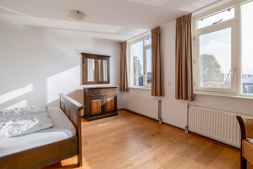 Photo 22 of Leeuwerik 13