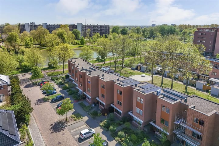 Foto 1 van van den Broekestraat 14