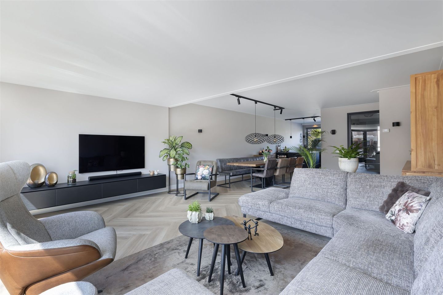 Foto 10 van van den Broekestraat 14