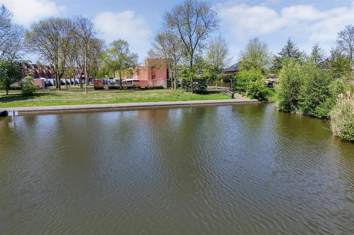 Foto 26 van van den Broekestraat 14