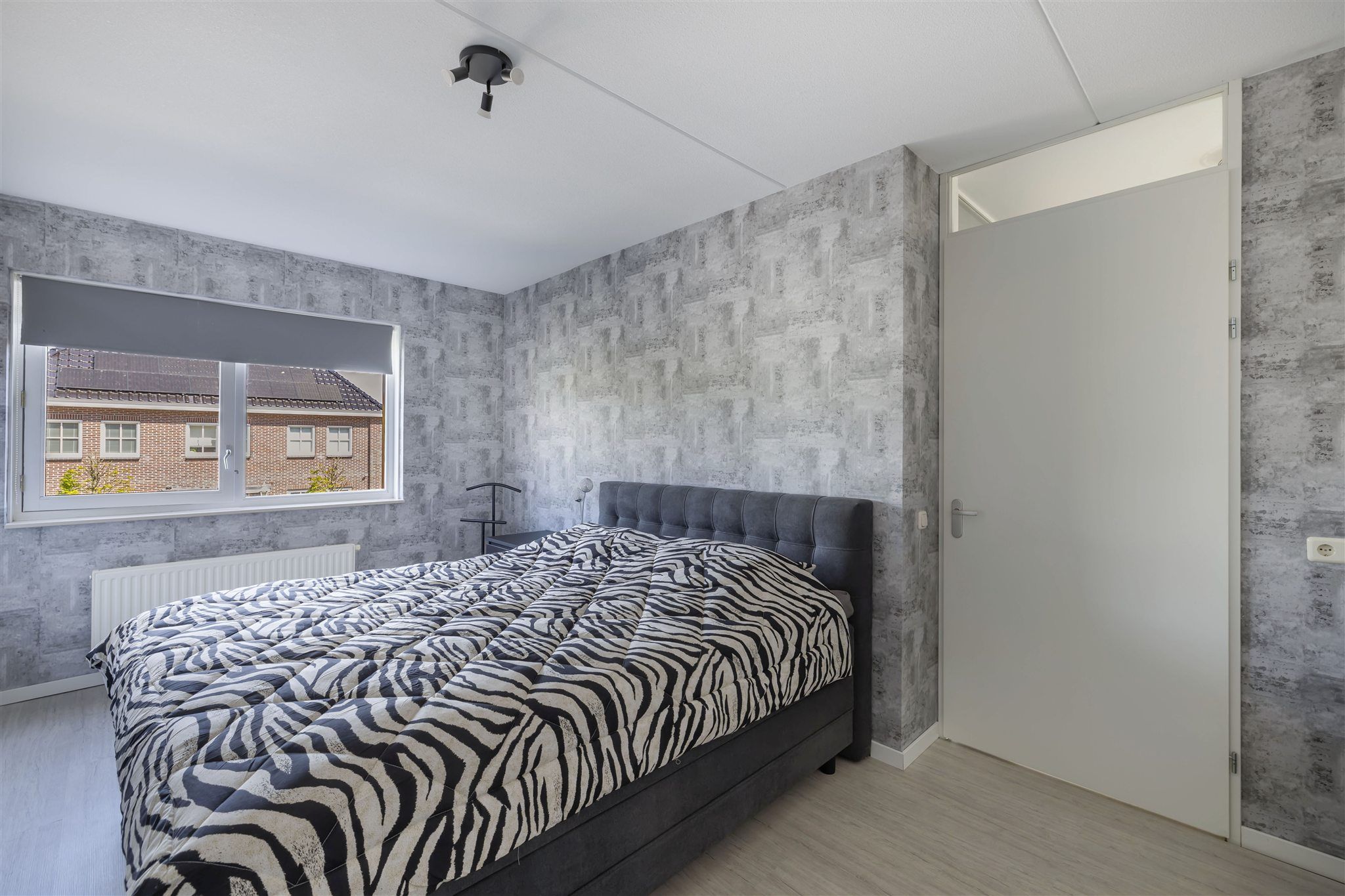 Foto 27 van van den Broekestraat 14