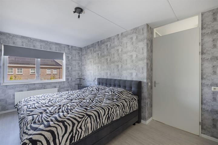 Foto 27 van van den Broekestraat 14