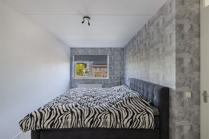 Foto 28 van van den Broekestraat 14