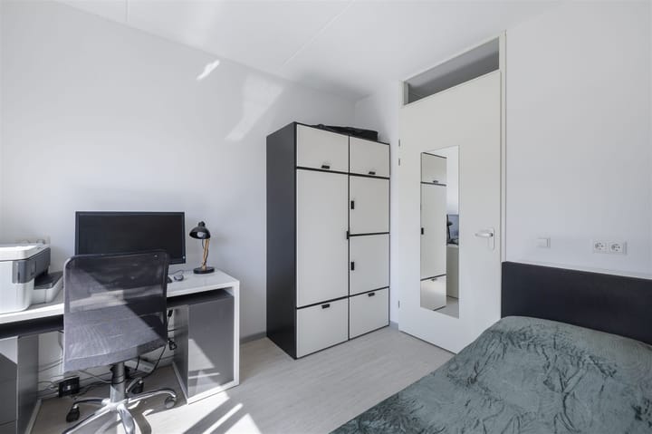 Foto 30 van van den Broekestraat 14