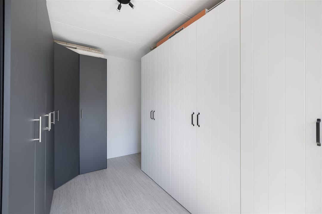 Foto 32 van van den Broekestraat 14