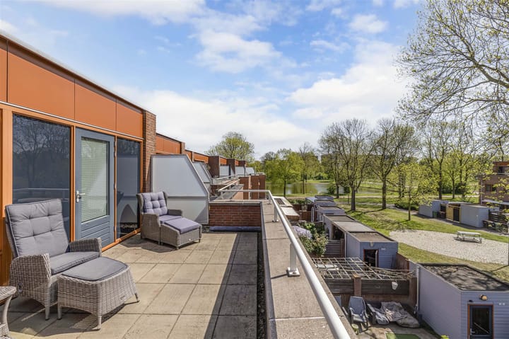 Foto 36 van van den Broekestraat 14