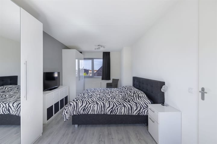 Foto 40 van van den Broekestraat 14