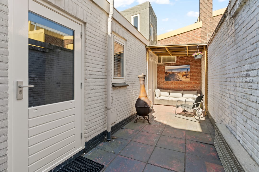 Photo 17 of Zeestraat 8