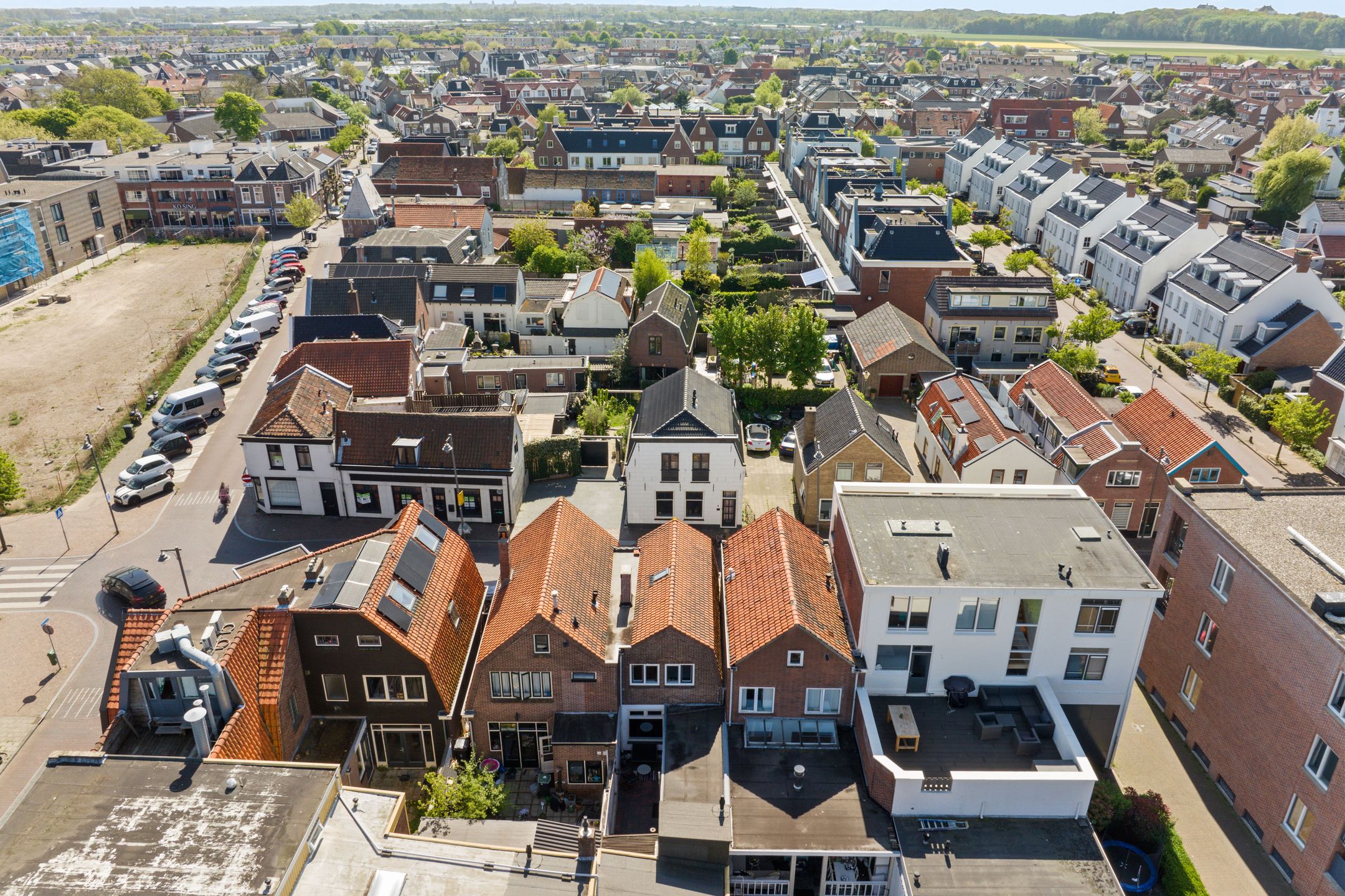 Photo 24 of Zeestraat 8