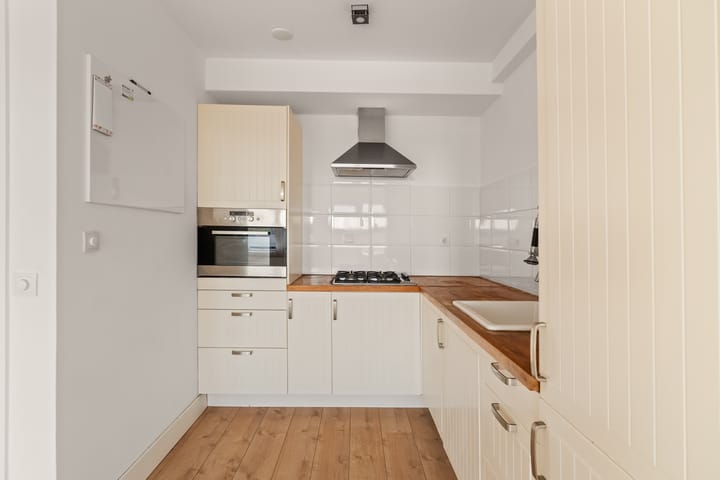 Foto 8 van Kerkstraat 42-E